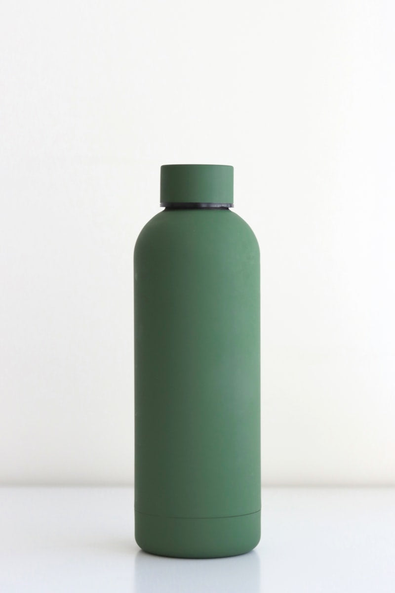 Matte black insulated water bottle 18oz